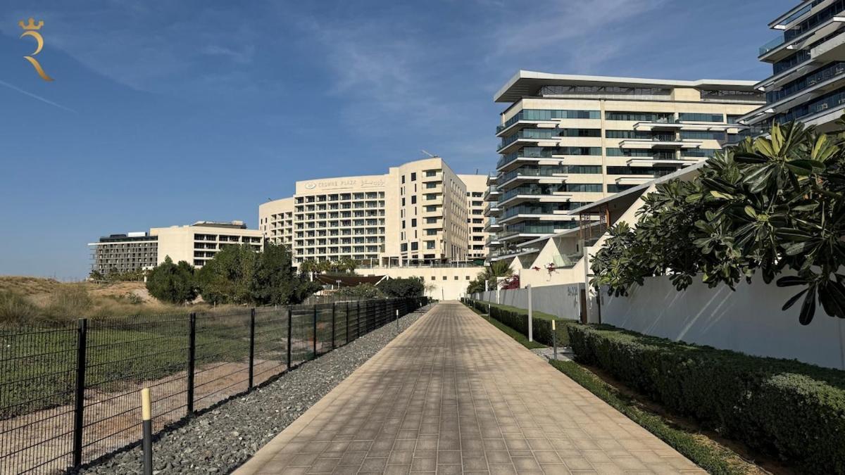 Yas Island Cozy Mayan Family Getaway For 4 * Abu Dhabi